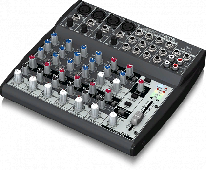 Behringer 1202 