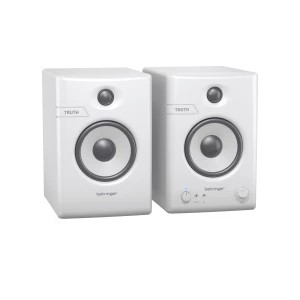 BEHRINGER TRUTH 4.5 BT-WH - ультралинейные 64-ваттные студийные, референсные мониторы, Bluetooth 5.3